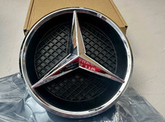 Emblema de Parrilla Mercedes-Benz original por solo $40

💎 Emblema Es